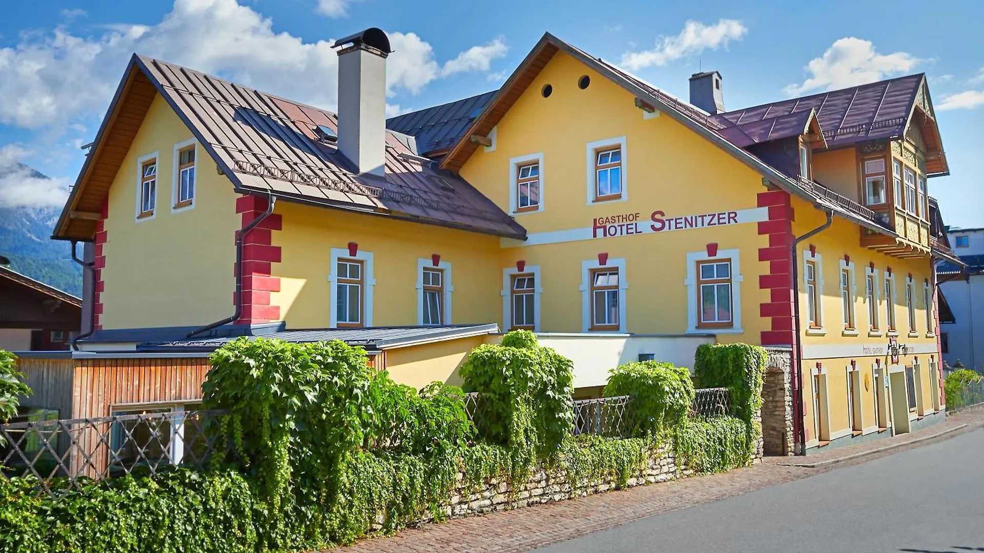 Nahe dem Dachstein Tauern-Balloon: 15 Familienhotels im Vergleich