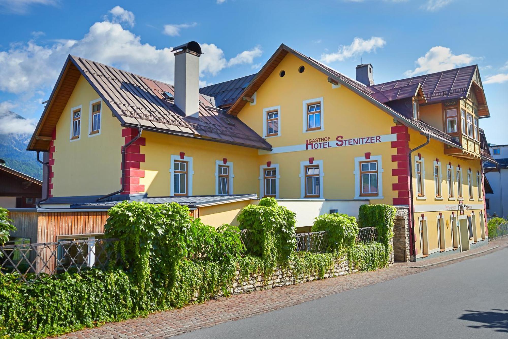 Nahe dem Dachstein Tauern-Balloon: 15 Familienhotels im Vergleich